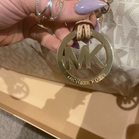 Michael Kors Grayson Satchel Large - Picture 6 of 8